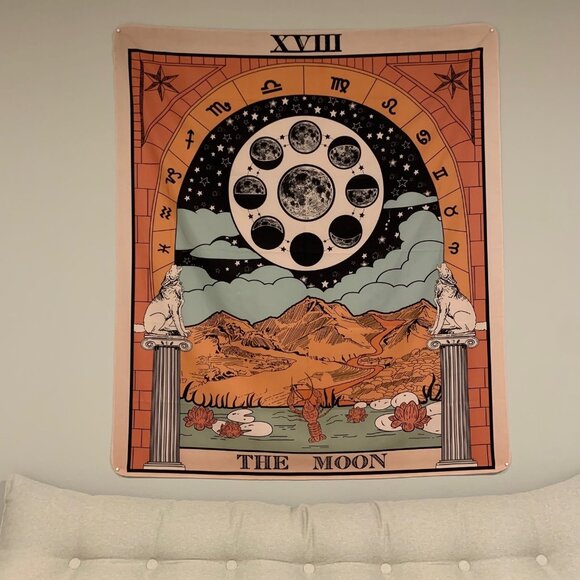 **"Stunning Tarot Moon Tapestry – Excellent Condition!** - Picture 1 of 1